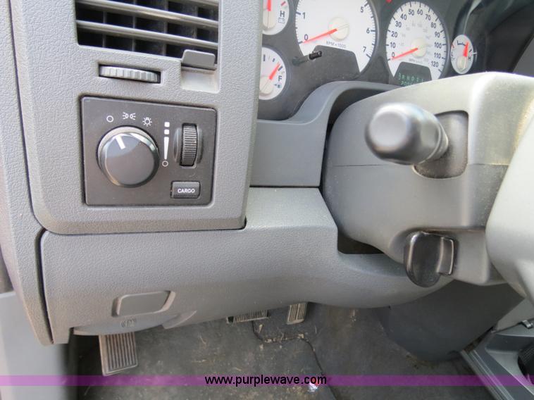 image for item B4931 2006 Dodge Ram 2500 Quad Cab pickup truck