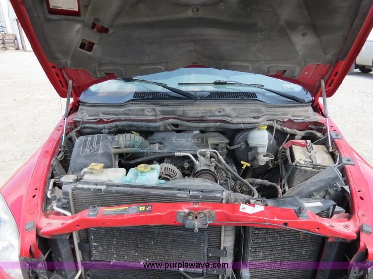 image for item B4931 2006 Dodge Ram 2500 Quad Cab pickup truck