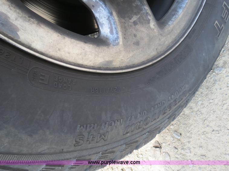 image for item B4931 2006 Dodge Ram 2500 Quad Cab pickup truck