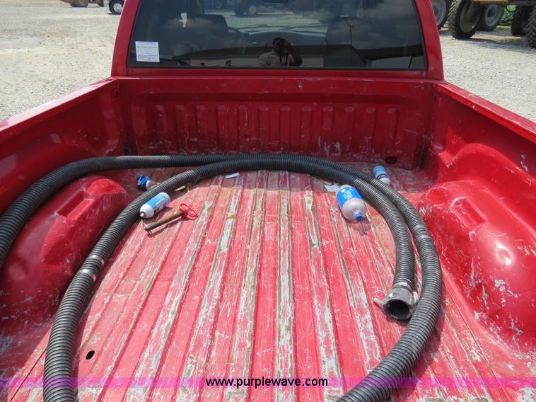 image for item B4931 2006 Dodge Ram 2500 Quad Cab pickup truck