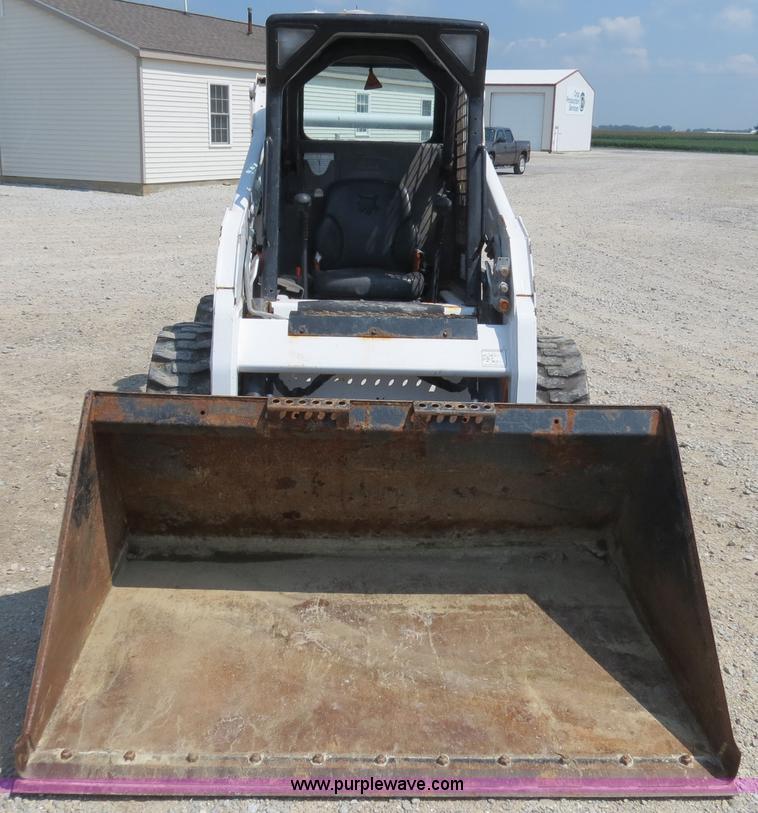 image for item B4932 2010 Bobcat S205 skid steer