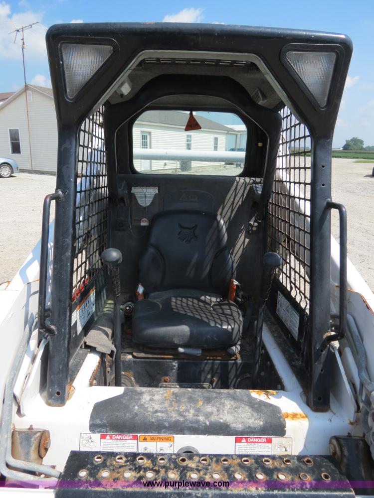 image for item B4932 2010 Bobcat S205 skid steer