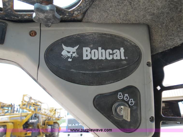 image for item B4932 2010 Bobcat S205 skid steer