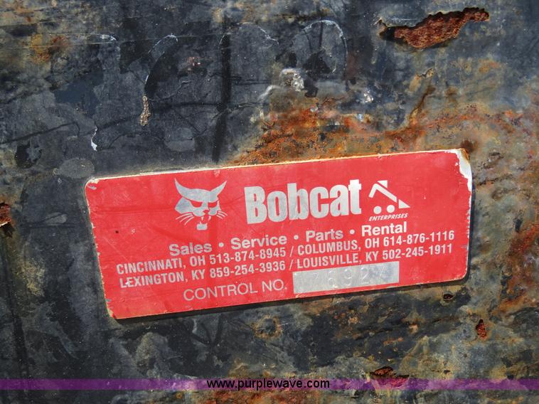 image for item B4932 2010 Bobcat S205 skid steer