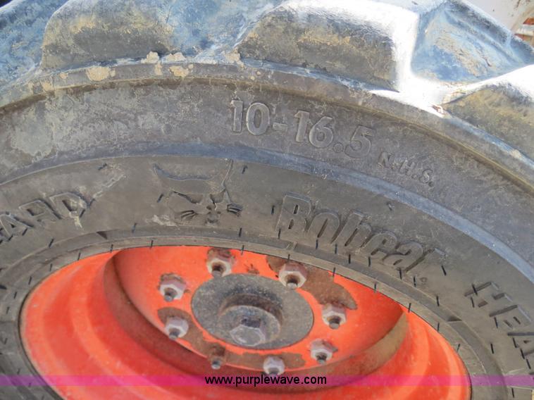 image for item B4932 2010 Bobcat S205 skid steer