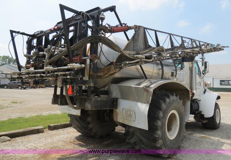 image for item B4935 2003 Sterling L8500 liquid applicator truck