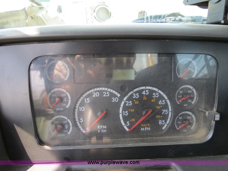 image for item B4935 2003 Sterling L8500 liquid applicator truck