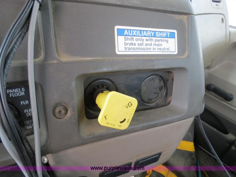 image for item B4935 2003 Sterling L8500 liquid applicator truck