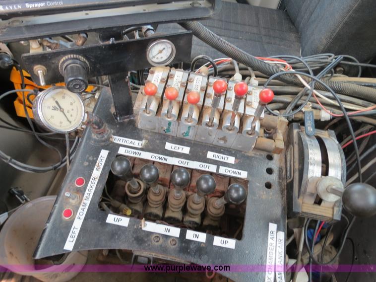 image for item B4935 2003 Sterling L8500 liquid applicator truck