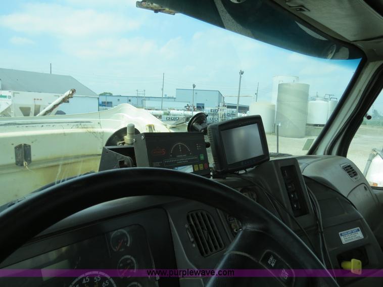 image for item B4935 2003 Sterling L8500 liquid applicator truck