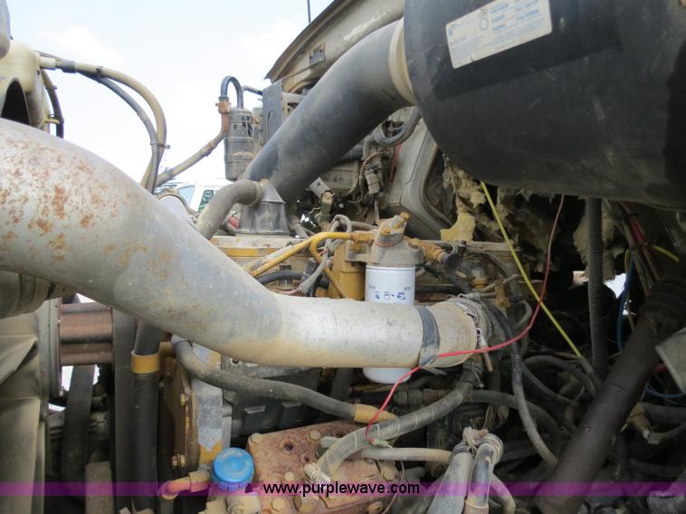 image for item B4935 2003 Sterling L8500 liquid applicator truck