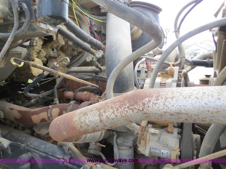 image for item B4935 2003 Sterling L8500 liquid applicator truck