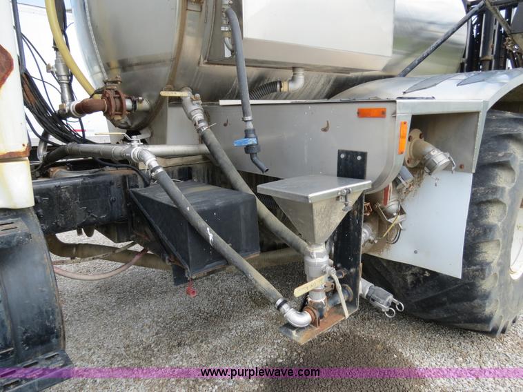 image for item B4935 2003 Sterling L8500 liquid applicator truck