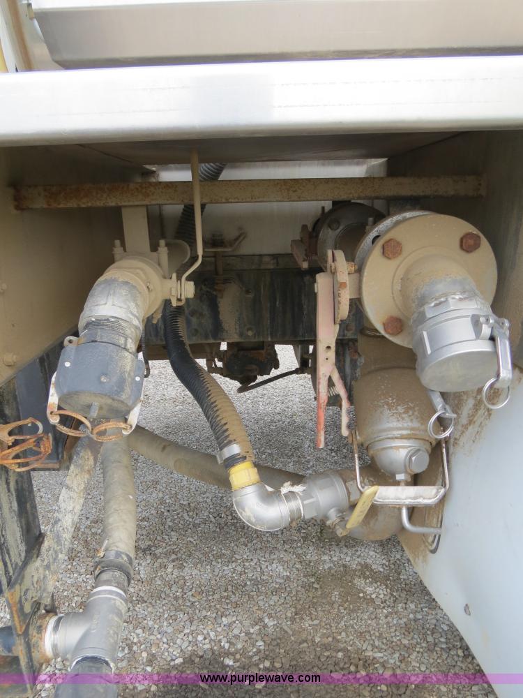 image for item B4935 2003 Sterling L8500 liquid applicator truck