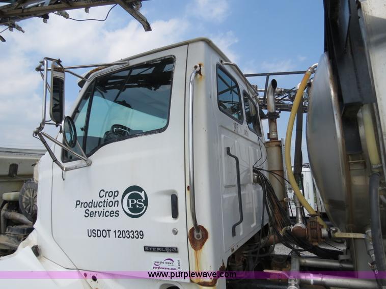 image for item B4935 2003 Sterling L8500 liquid applicator truck