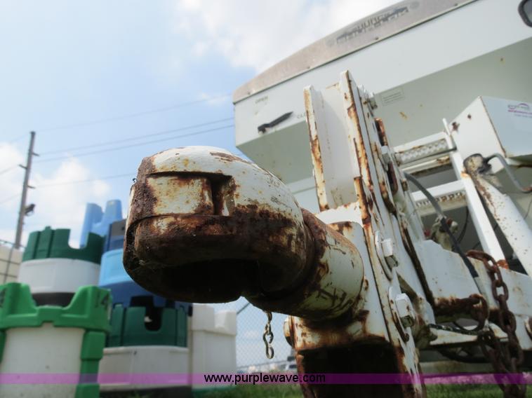 image for item B4936 1998 Par-Kan GW-150 weigh wagon