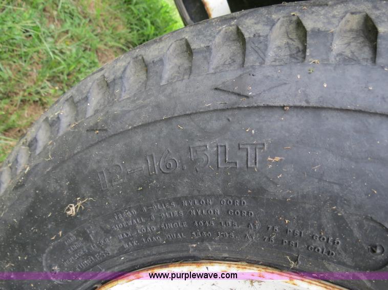 image for item B4936 1998 Par-Kan GW-150 weigh wagon