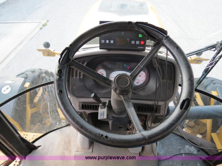 image for item B4938 2007 Ag-Chem RoGator 1074 SS self-propelled dry spreader applicator