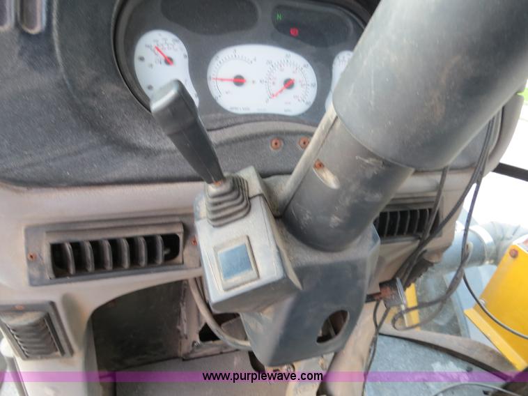 image for item B4938 2007 Ag-Chem RoGator 1074 SS self-propelled dry spreader applicator