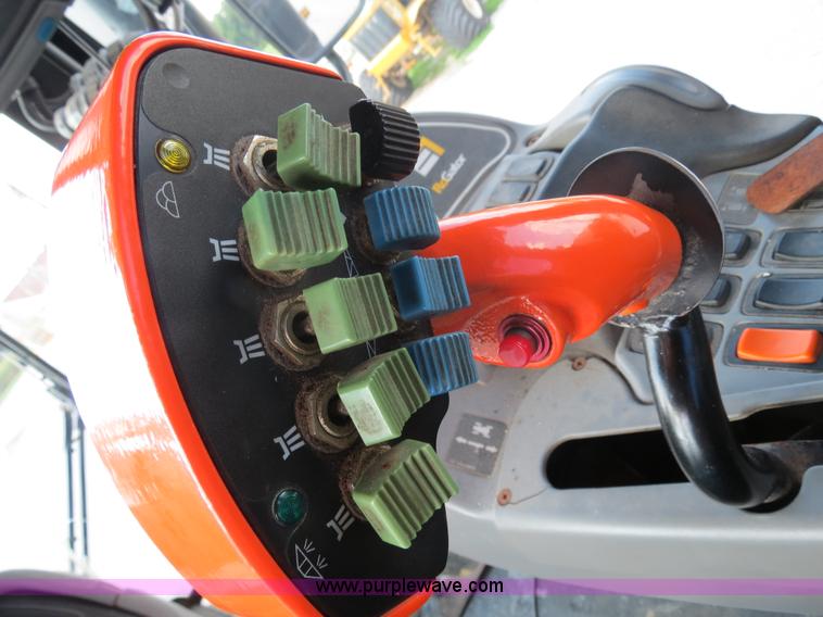 image for item B4938 2007 Ag-Chem RoGator 1074 SS self-propelled dry spreader applicator