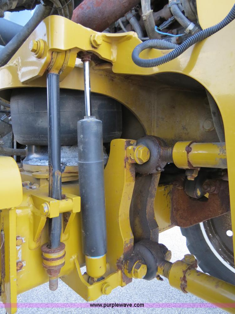 image for item B4938 2007 Ag-Chem RoGator 1074 SS self-propelled dry spreader applicator