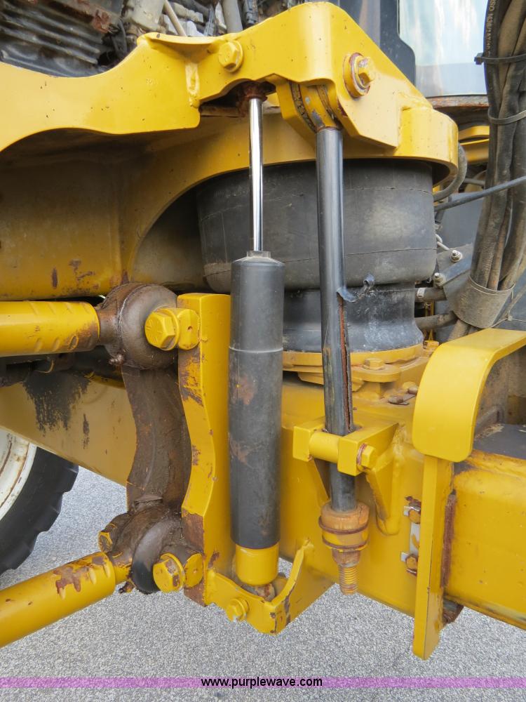 image for item B4938 2007 Ag-Chem RoGator 1074 SS self-propelled dry spreader applicator