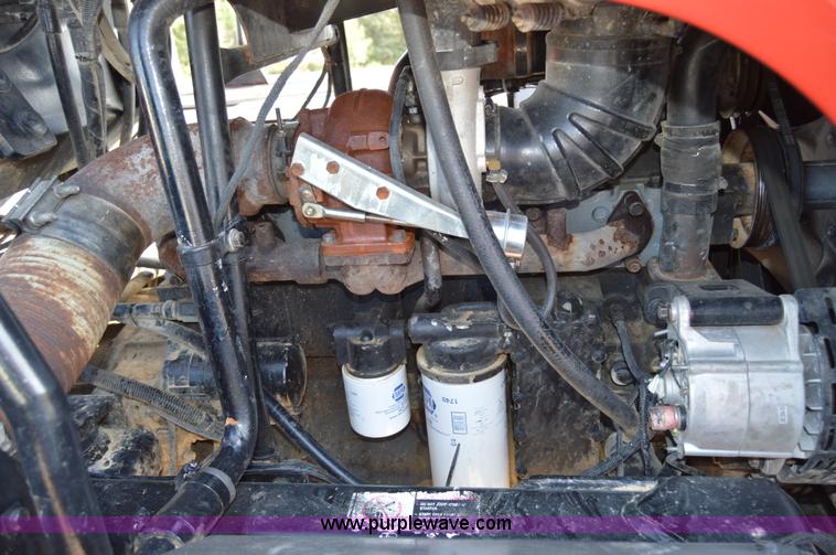 image for item H2755 2006 Case IH FLX 4010 self-propelled dry spreader applicator