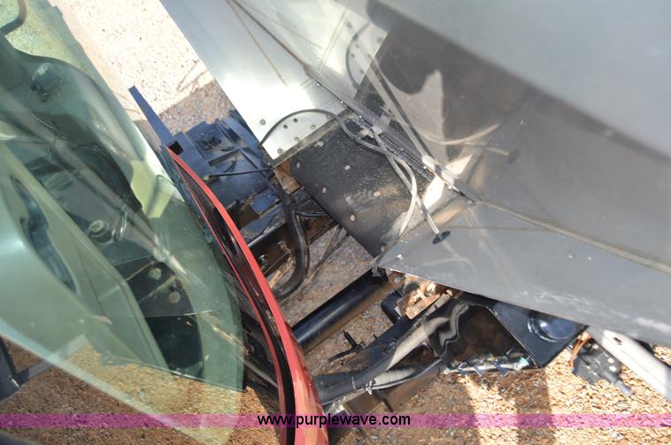 image for item H2755 2006 Case IH FLX 4010 self-propelled dry spreader applicator