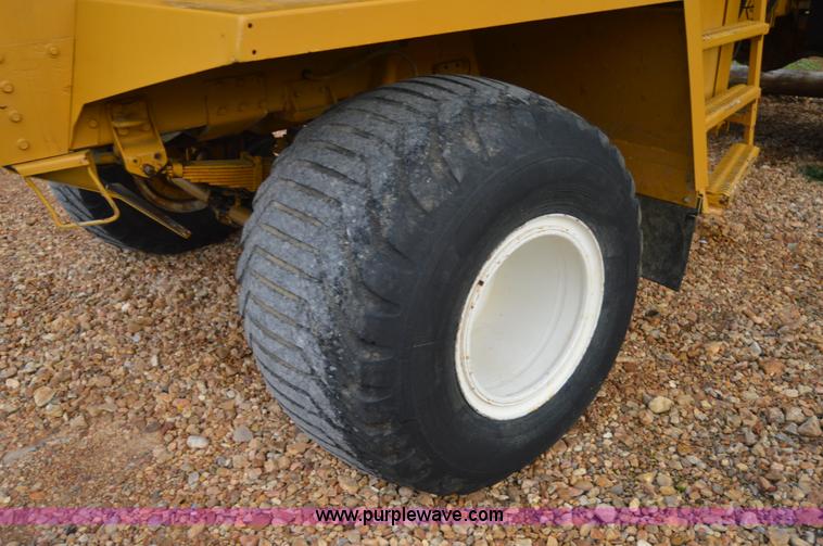 image for item H2757 1998 Ag-Chem TerraGator 1844 self-propelled dry spreader applicator