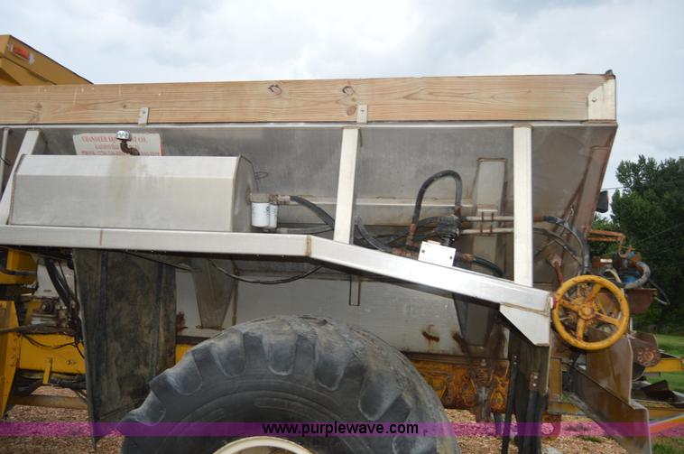 image for item H2757 1998 Ag-Chem TerraGator 1844 self-propelled dry spreader applicator