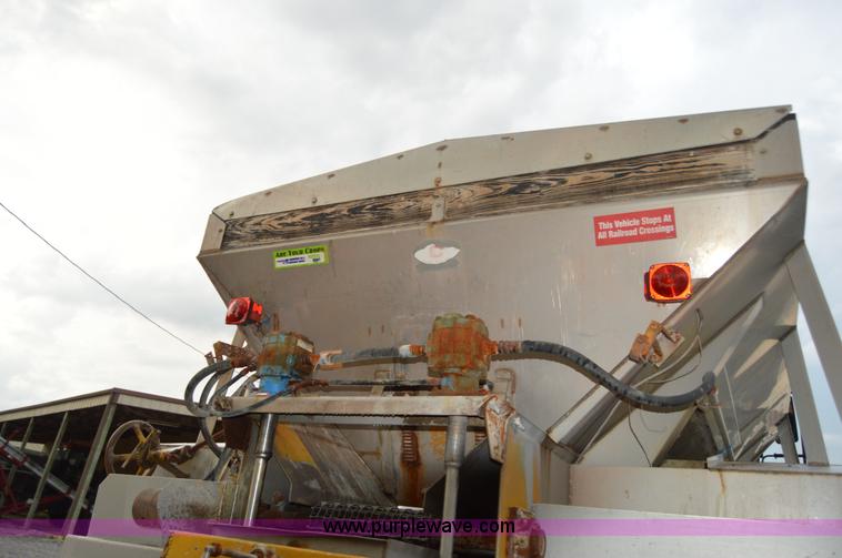 image for item H2757 1998 Ag-Chem TerraGator 1844 self-propelled dry spreader applicator