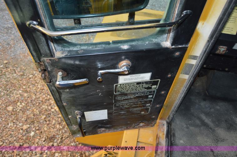 image for item H2757 1998 Ag-Chem TerraGator 1844 self-propelled dry spreader applicator