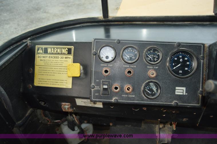 image for item H2757 1998 Ag-Chem TerraGator 1844 self-propelled dry spreader applicator