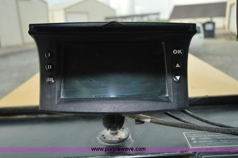 image for item H2757 1998 Ag-Chem TerraGator 1844 self-propelled dry spreader applicator