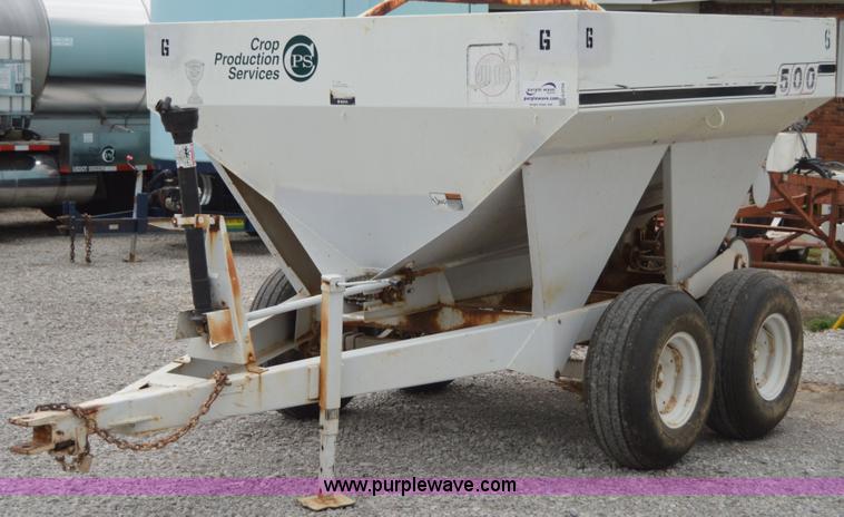 image for item H2758 Willmar 500 spreader