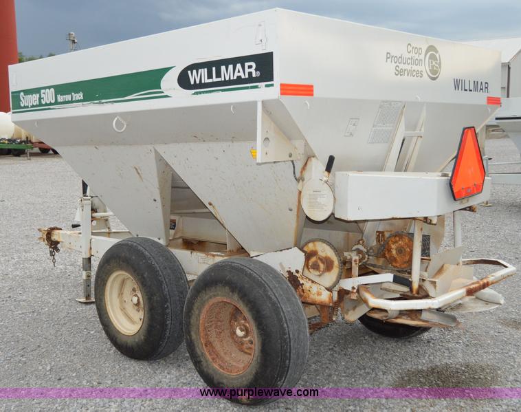 image for item H2759 Willmar Super 500 narrow track spreader