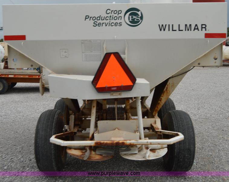 image for item H2759 Willmar Super 500 narrow track spreader