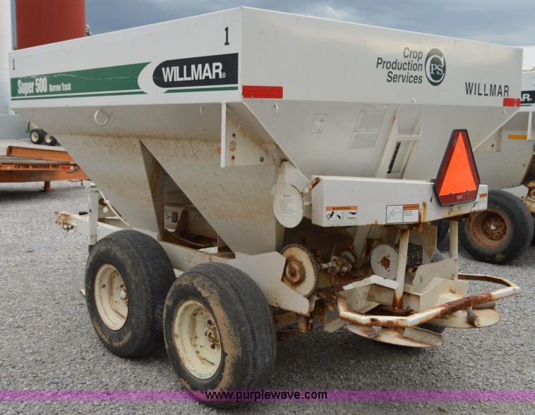 image for item H2760 Willmar Super 500 narrow track spreader