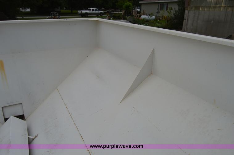 image for item H2760 Willmar Super 500 narrow track spreader