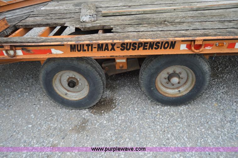 image for item H2761 1998 Econoline MP423DE equipment trailer