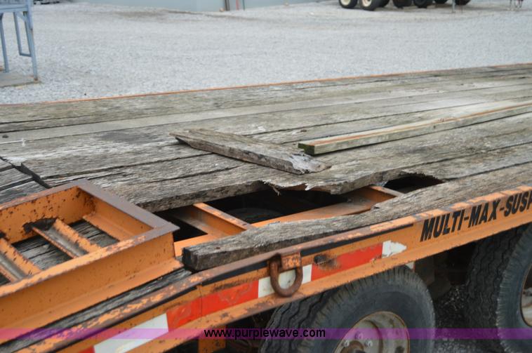 image for item H2761 1998 Econoline MP423DE equipment trailer