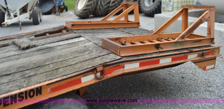 image for item H2761 1998 Econoline MP423DE equipment trailer