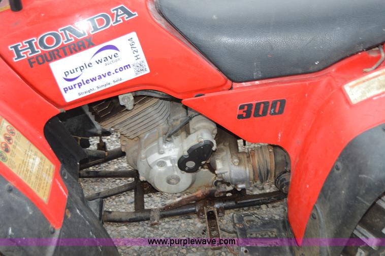 image for item H2764 1998 Honda Four Trax 300 ATV