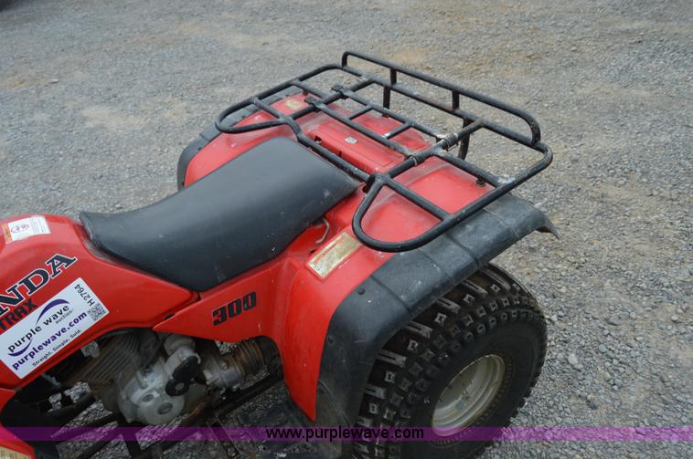 image for item H2764 1998 Honda Four Trax 300 ATV