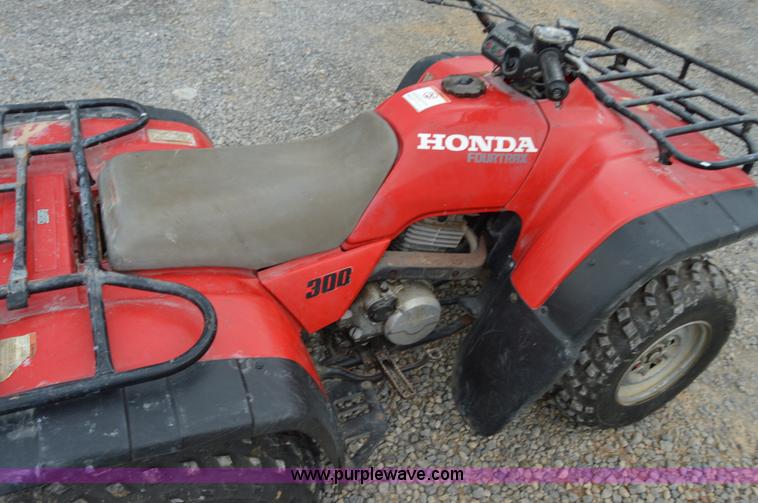 image for item H2765 1996 Honda Four Trax 300 ATV
