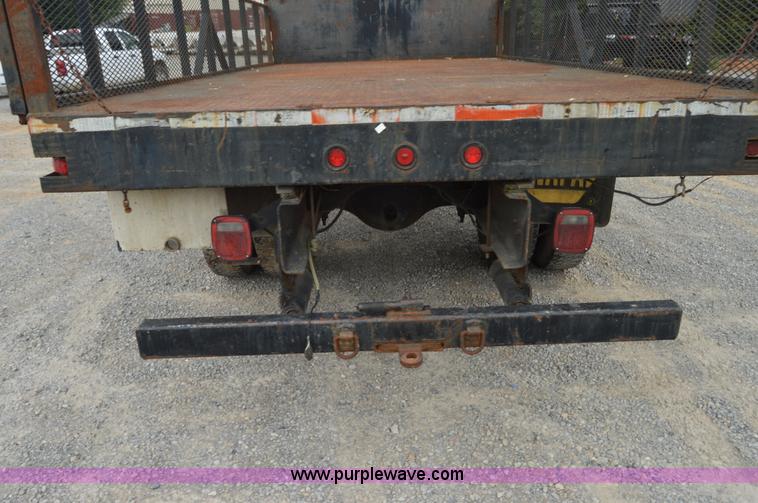 image for item H2767 1992 International 4900 flatbed truck