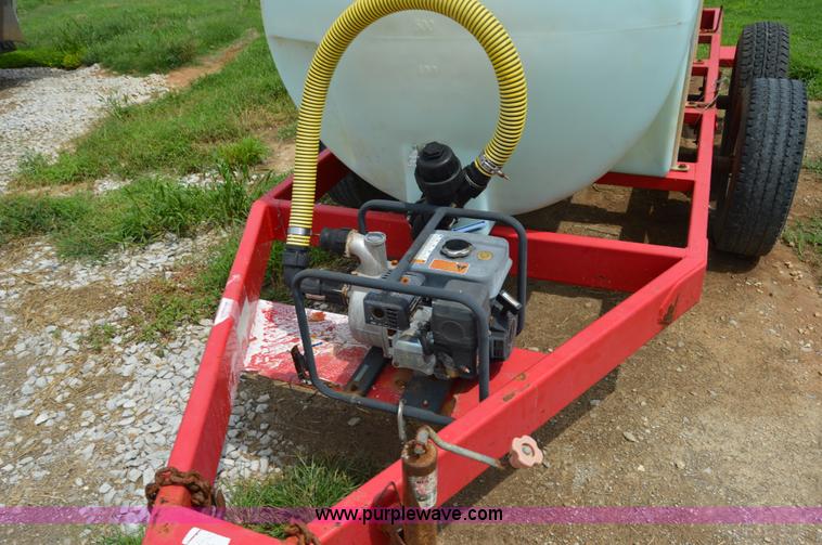 image for item H2776 B-B 1,000 gallon liquid nurse tank trailer