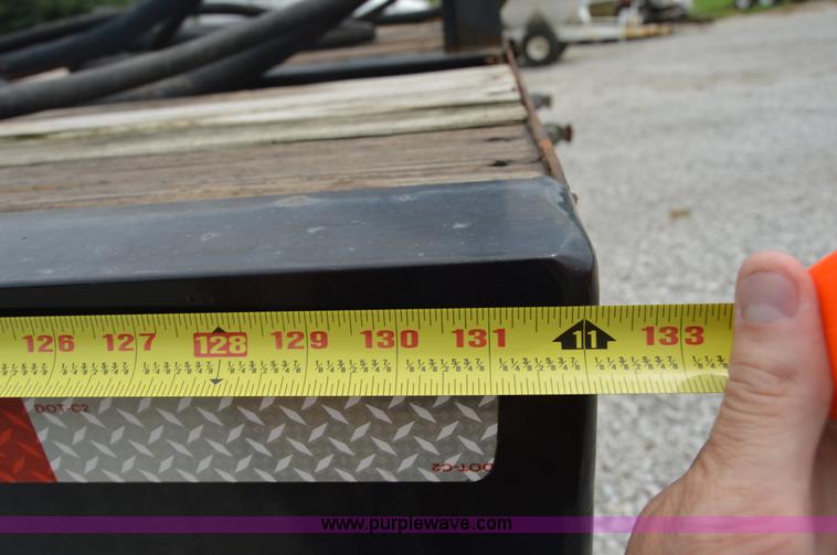 image for item H2780 2008 B&B trailer with Willmar tender