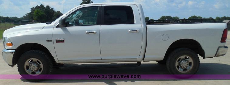 image for item I3385 2011 Dodge Ram 2500 HD Crew Cab pickup truck