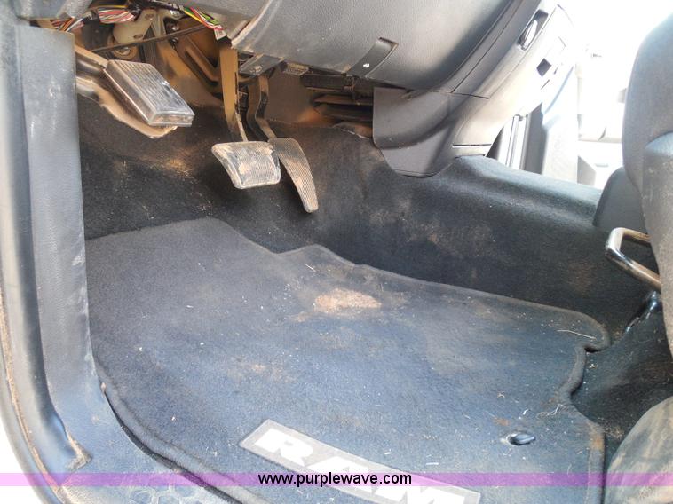 image for item I3385 2011 Dodge Ram 2500 HD Crew Cab pickup truck